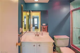 1653 Greenway Rd SE, North Canton, OH 44709 - Photo 21