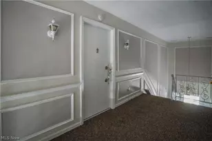1653 Greenway Rd SE, North Canton, OH 44709 - Photo 5
