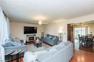 19157 Howe Rd, Strongsville, OH 44136 - Photo 7