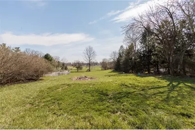 19157 Howe Road, Strongsville, OH 44136 - Photo 43