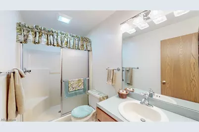 249 W Heatherwood Drive, Barberton, OH 44203 - Photo 19