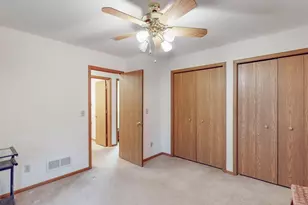 249 W Heatherwood Dr, Barberton, OH 44203 - Photo 23