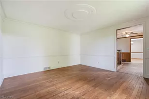 5787 Eastview St, Louisville, OH 44641 - Photo 3