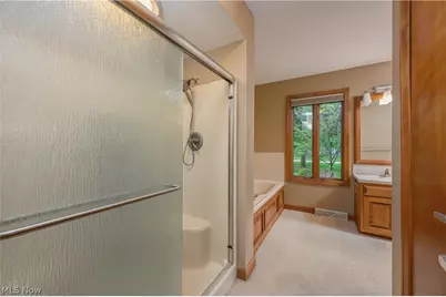 963 Mansion Circle, Barberton, OH 44203 - Photo 25