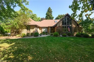 963 Mansion Cir, Barberton, OH 44203 - Photo 1