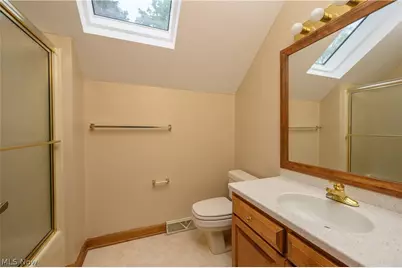 963 Mansion Circle, Barberton, OH 44203 - Photo 31