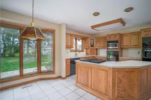 963 Mansion Cir, Barberton, OH 44203 - Photo 13
