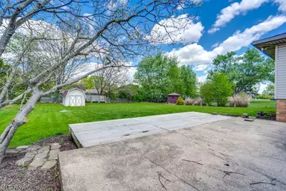 3877 Grove Street NE, Canton, OH 44721 - Photo 33