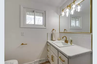 3877 Grove Street NE, Canton, OH 44721 - Photo 23