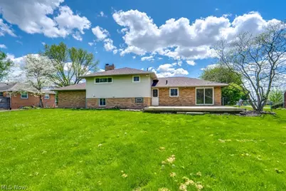 3877 Grove Street NE, Canton, OH 44721 - Photo 35