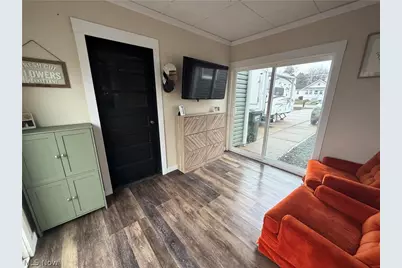 4300 Broadway Avenue NE, Louisville, OH 44641 - Photo 9