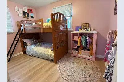 4300 Broadway Avenue NE, Louisville, OH 44641 - Photo 11