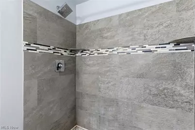 1900 Grove Court #112, Loveland, OH 44113 - Photo 27