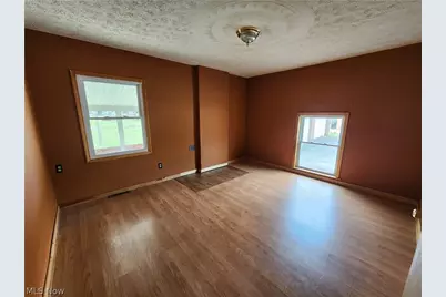 429 Comstock Street NW, Warren, OH 44483 - Photo 11