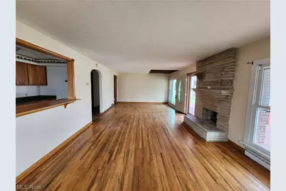 429 Comstock Street NW, Warren, OH 44483 - Photo 3