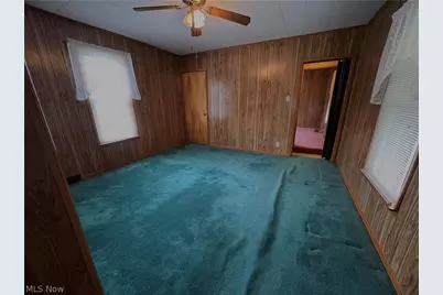 446 Sinclair Avenue, Yorkville, OH 43971 - Photo 15