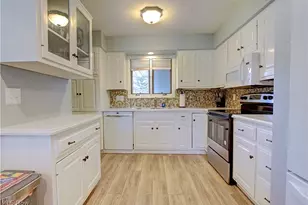 16 Sawmill Creek Dr W, Huron, OH 44839 - Photo 15