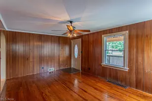 294 West St, East Palestine, OH 44413 - Photo 5