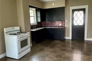 1629 Manhattan Ave, Youngstown, OH 44509 - Photo 3