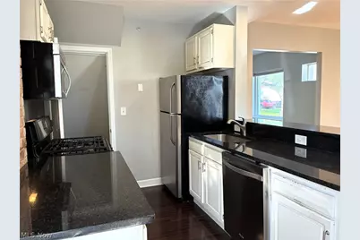 1429 W 38th Street, Loveland, OH 44113 - Photo 11