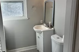 1429 W 38th St, Loveland, OH 44113 - Photo 23