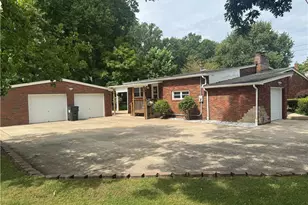 4847 Norquest Blvd, Youngstown, OH 44515 - Photo 3