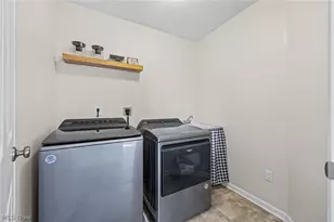 9076 Wyllys Dr, North Ridgeville, OH 44039 - Photo 29