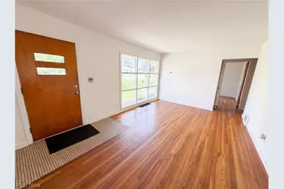 1064 Munroe Falls Kent Road, Kent, OH 44240 - Photo 3