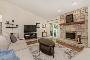 5766 Green Cir, Willoughby, OH 44094 - Photo 7