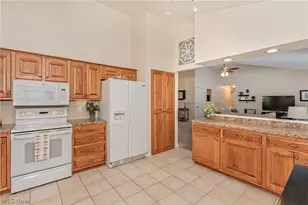 5766 Green Cir, Willoughby, OH 44094 - Photo 19