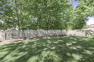 5766 Green Cir, Willoughby, OH 44094 - Photo 43