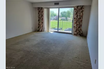 1305 S Lake Wilmer Drive #303A, Sandusky, OH 44870 - Photo 7