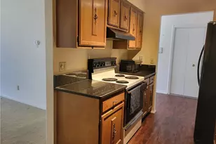 1305 S Lake Wilmer Dr, Sandusky, OH 44870 - Photo 5