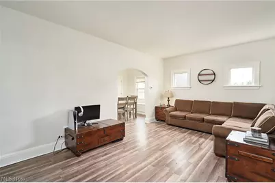 3091 N Bender Avenue, Akron, OH 44319 - Photo 5