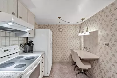 4849 Grace Road #122, North Olmsted, OH 44070 - Photo 11
