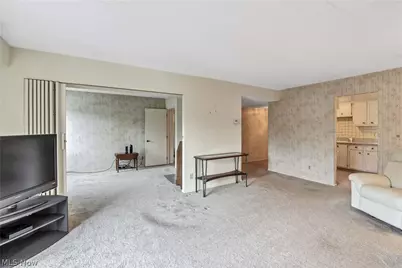 4849 Grace Road #122, North Olmsted, OH 44070 - Photo 7