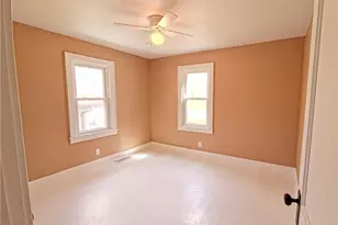 664 Tenney Ave, Campbell, OH 44405 - Photo 17