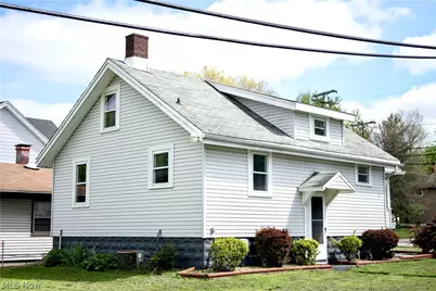 664 Tenney Avenue, Campbell, OH 44405 - Photo 3