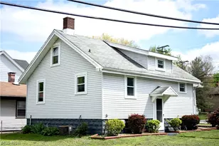 664 Tenney Ave, Campbell, OH 44405 - Photo 3