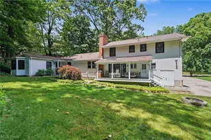 379 Nob Hill Dr, Akron, OH 44303 - Photo 37