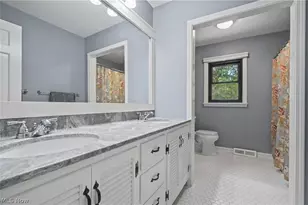 379 Nob Hill Dr, Akron, OH 44303 - Photo 21