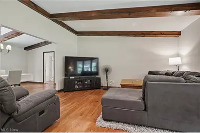 379 Nob Hill Drive, Akron, OH 44303 - Photo 9