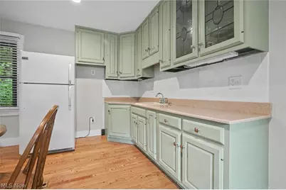 379 Nob Hill Drive, Akron, OH 44303 - Photo 23