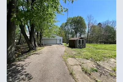 521 Elbon Avenue, Akron, OH 44306 - Photo 11