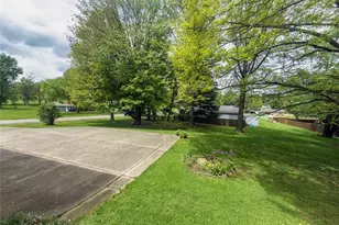 325 Faircrest St SW, Canton, OH 44706 - Photo 9