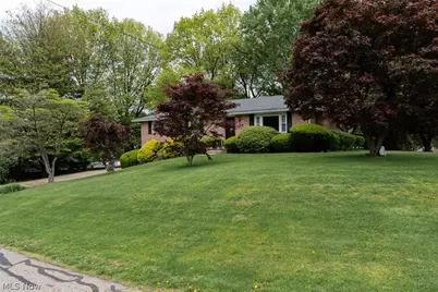 325 Faircrest Street SW, Canton, OH 44706 - Photo 3