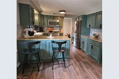 12208 Yuma Circle NW, Uniontown, OH 44685 - Photo 9