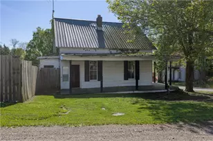 225 W Main St, Deersville, OH 44693 - Photo 7