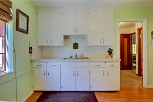 16912 Chatfield Ave, Loveland, OH 44111 - Photo 11