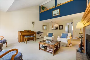 1702 Southpointe Cir NE, Canton, OH 44714 - Photo 7